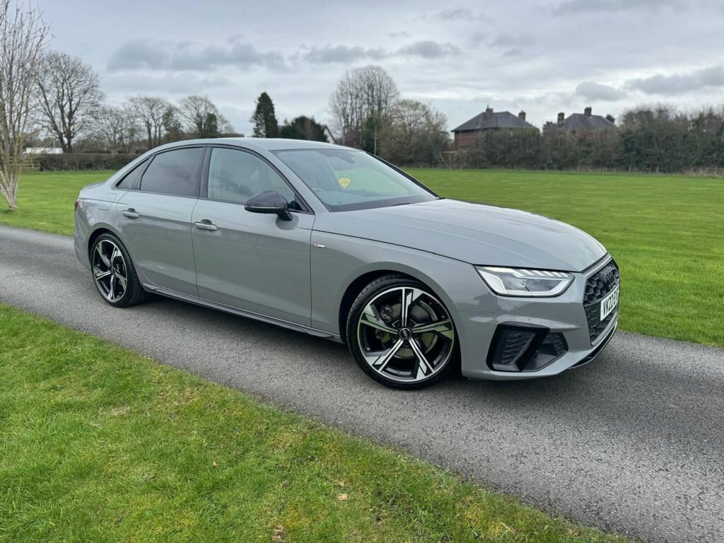 Audi A4 2L Black Edition Grey