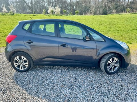 Kia Venga 2 Isg Silver #2