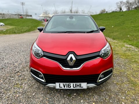 Renault Captur Signature Nav Dci Red #5