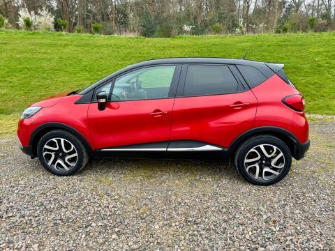Renault Captur Signature Nav Dci Red #6
