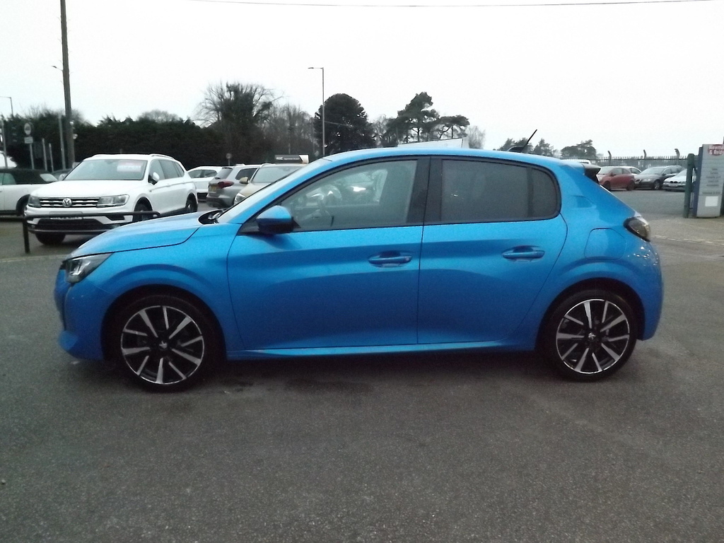 Peugeot 208 Puretech Allure Premium KT70DXW Blue #5