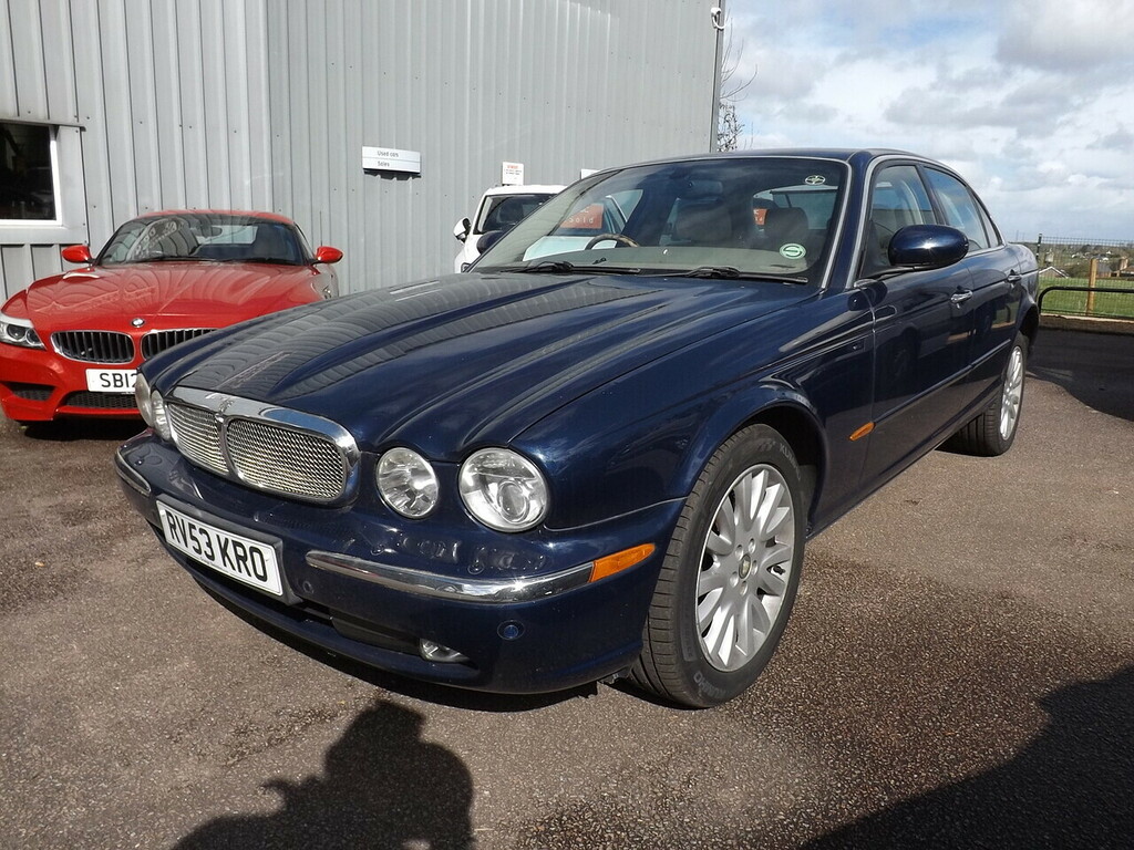 Jaguar XJ Super V8 Silver #1