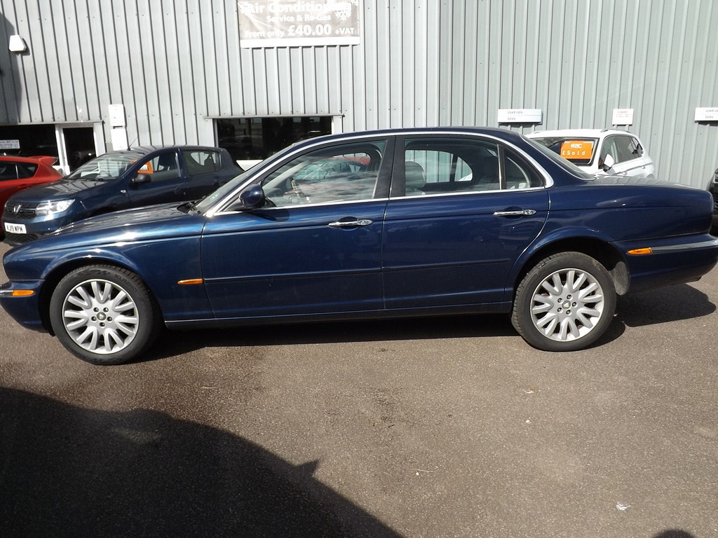 Jaguar XJ Super V8 Silver #5