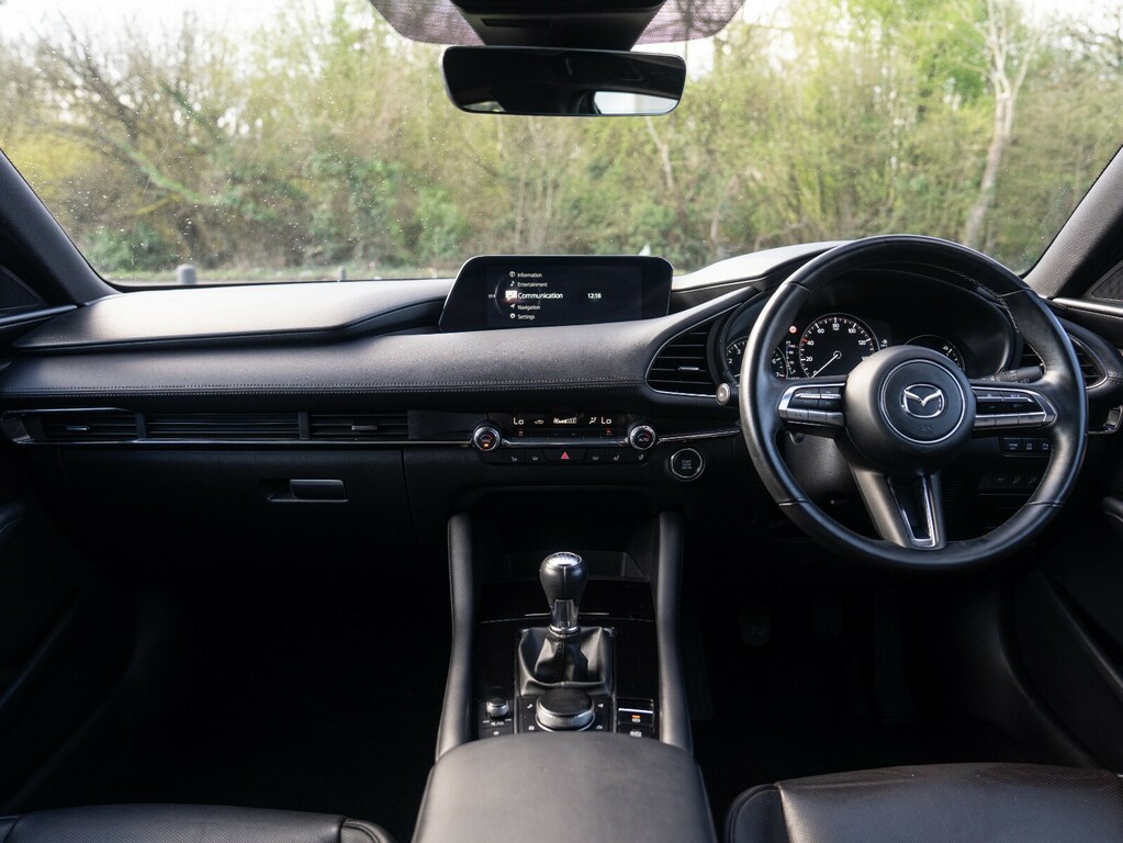 Mazda 3 2.0 E-skyactiv G Mhev Gt Sport Edition CU22JXL Grey #3