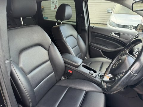 Mercedes-Benz B Class B 180 D Black #2