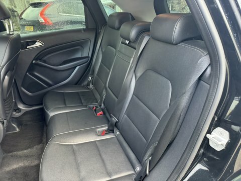 Mercedes-Benz B Class B 180 D Black #6