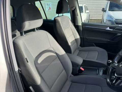 Volkswagen Golf SV Match Tdi Silver #4