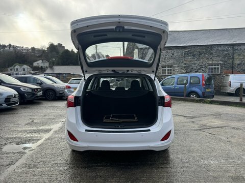 Hyundai I30 Crdi Active White