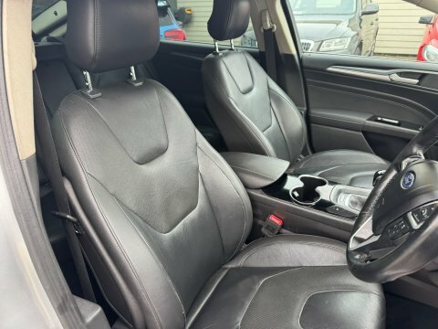 Ford Mondeo Titanium Tdci AO15PUX Silver #5