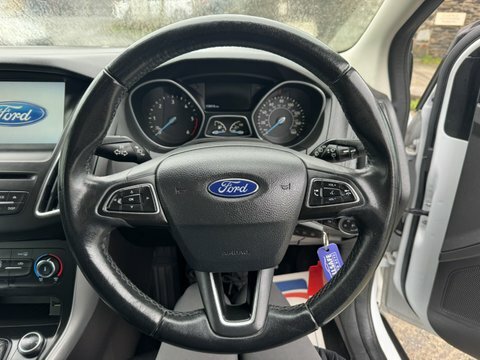 Ford Focus Zetec Tdci LF66DXT White #4