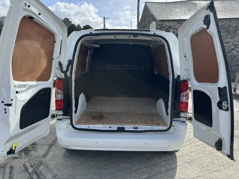 Vauxhall Combo L1h1 2300 Sportive White
