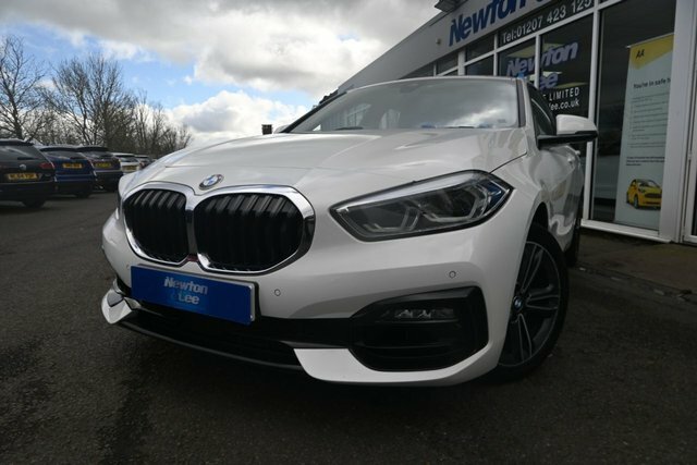 BMW 1 Series 1.5 118I Sport Hatchback Dct Euro 6 S EO20JFX White #3