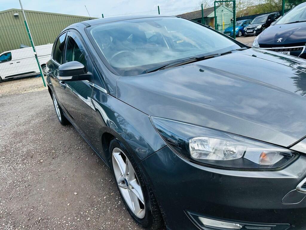 Ford Focus Hatchback 1.6 Tdci Zetec Euro 5 Ss 201515 WP15VLA Grey #4
