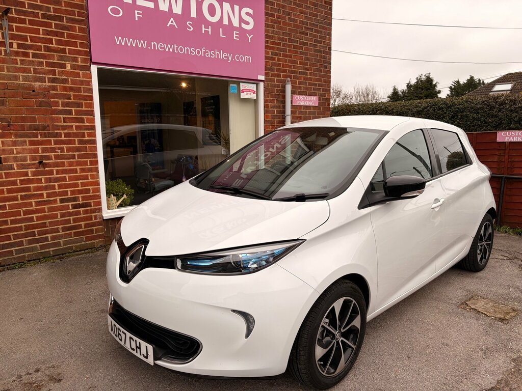 Renault Zoe Q90 41Kwh Dynamique Nav Hatchback Aut AO67CHJ White #4