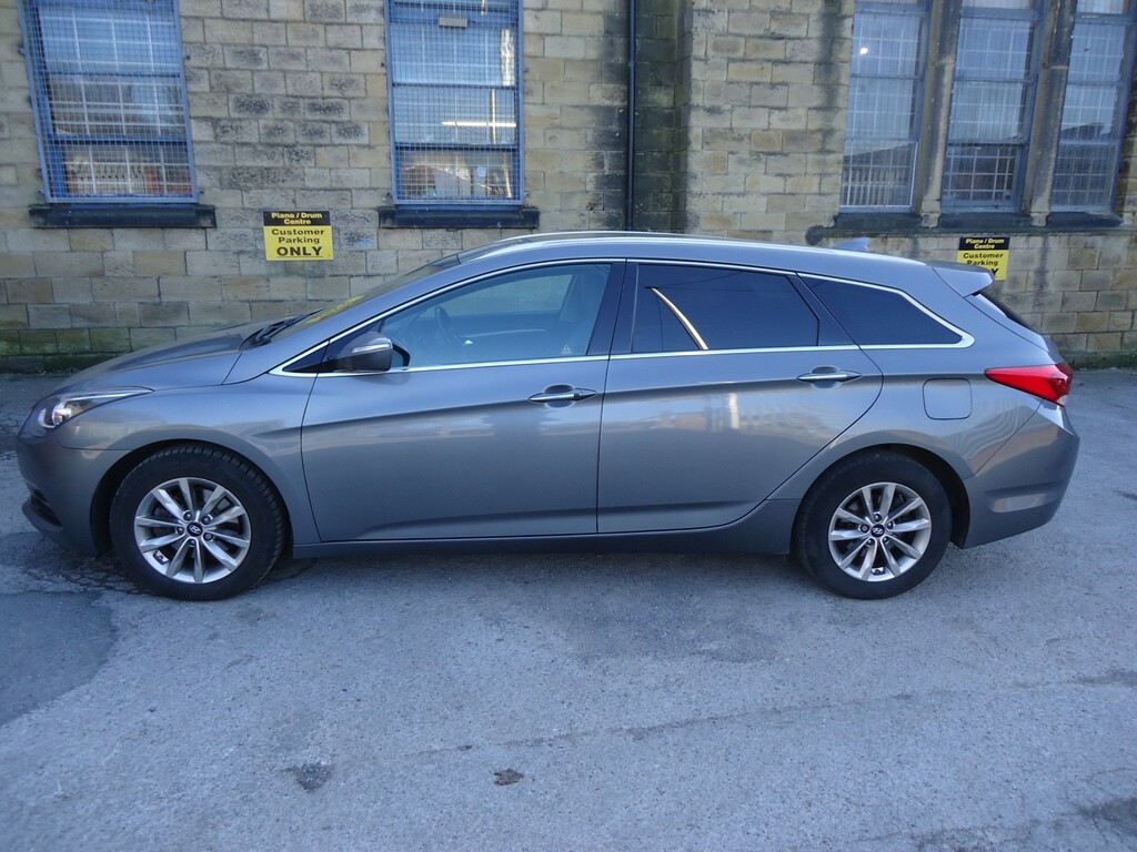 Hyundai I40 Estate 1.7 I40 Tr Se Nav Bus 1.7 141Ps Bd My17 20 EA17BKO Silver #3