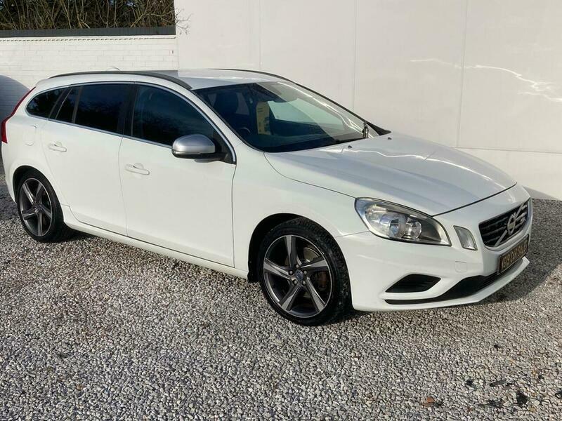 Volvo V60 1.6D Drive R-design Euro HB12DAV White #2