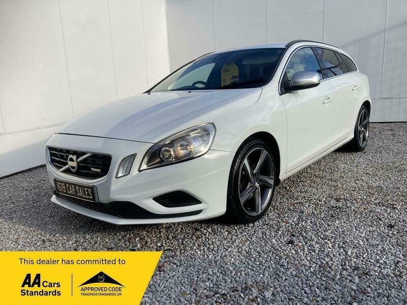 Volvo V60 1.6D Drive R-design Euro White