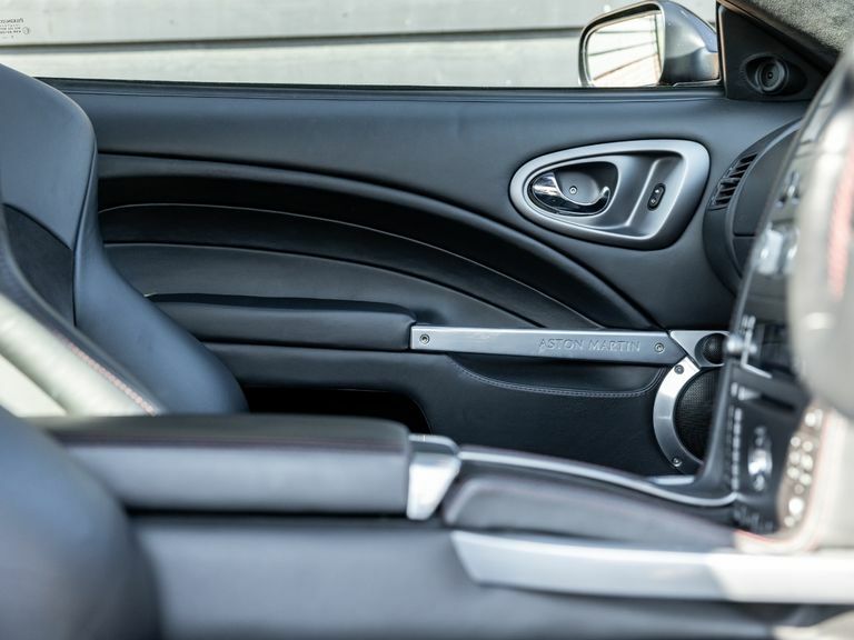 Aston Martin Vanquish S Black #55
