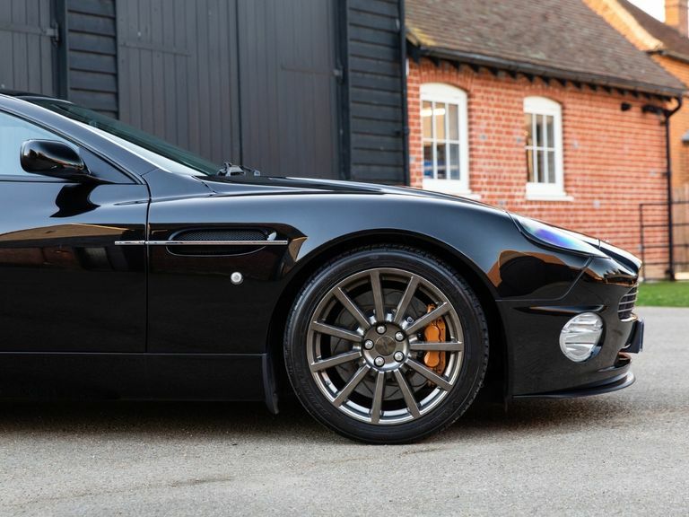 Aston Martin Vanquish S Black #35