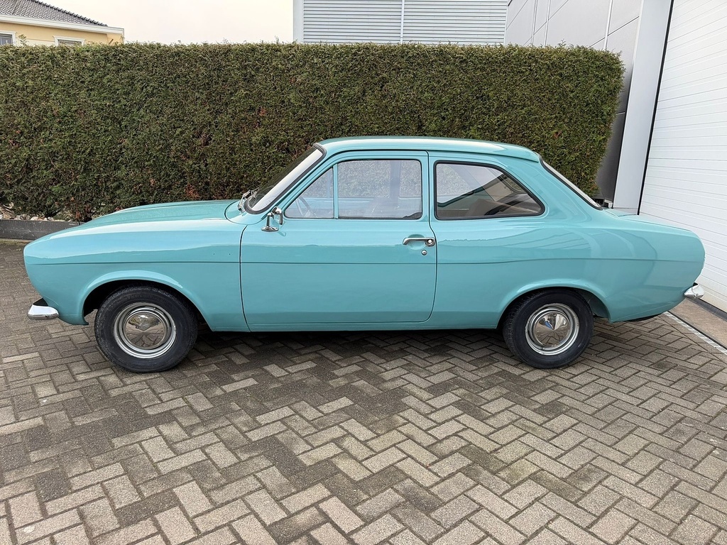 Ford Escort Mk1 Twin Cam Lotus Green #15