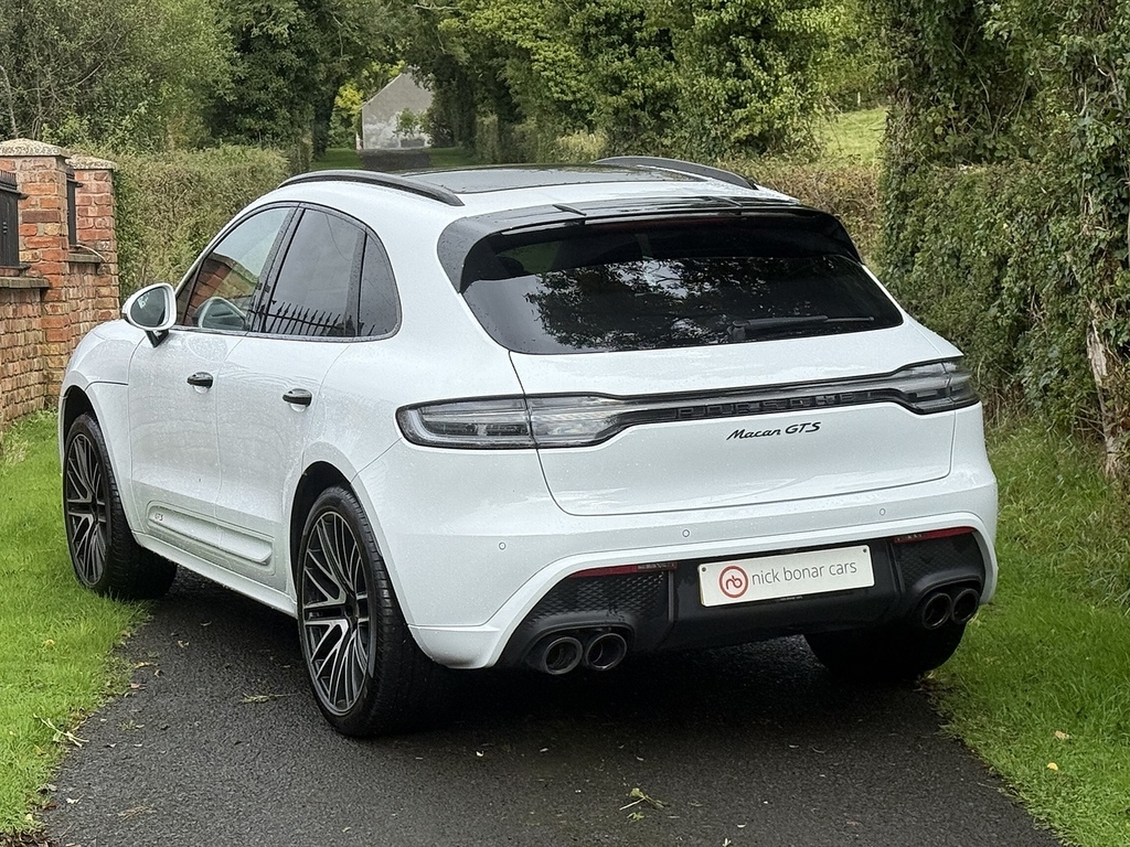 Porsche Macan T V6 Gts JSZ6463 White #4