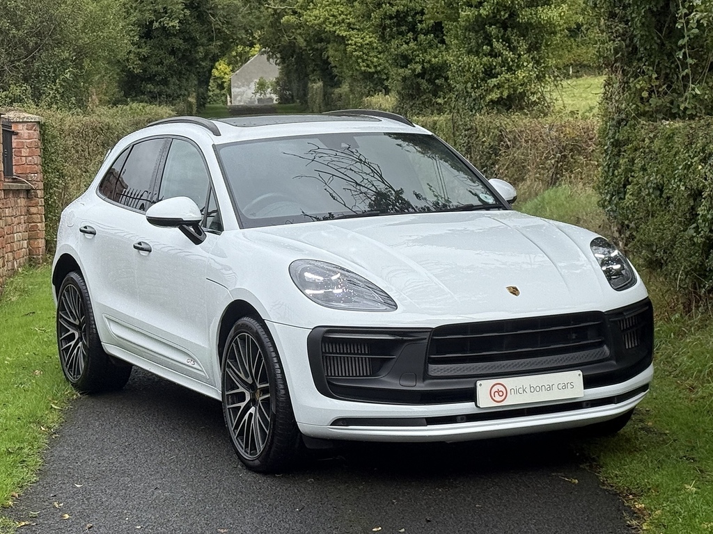 Porsche Macan T V6 Gts White