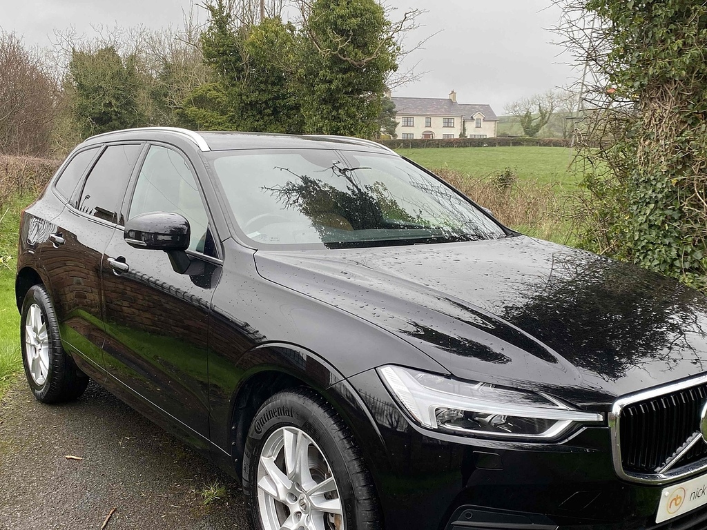 Volvo XC60 T5 Momentum YX68LJC Black #3