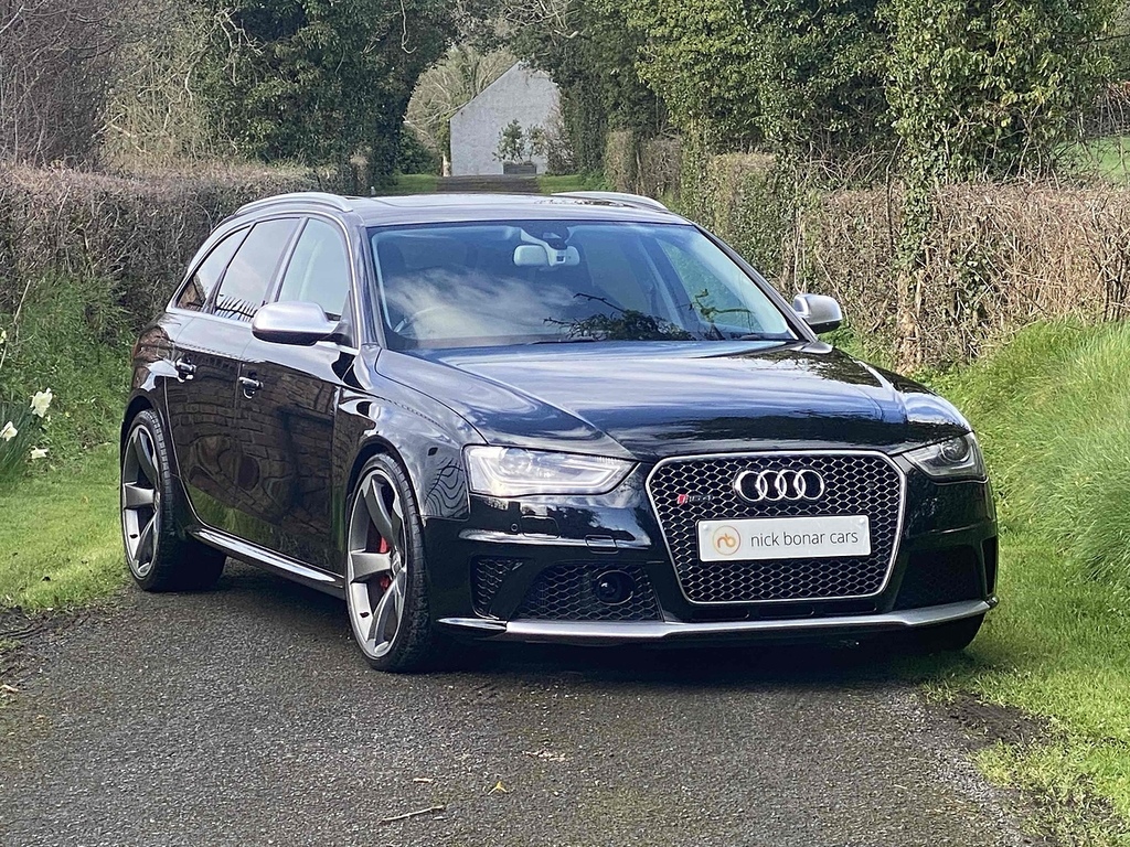 Audi RS4 Avant Fsi V8 Black #2