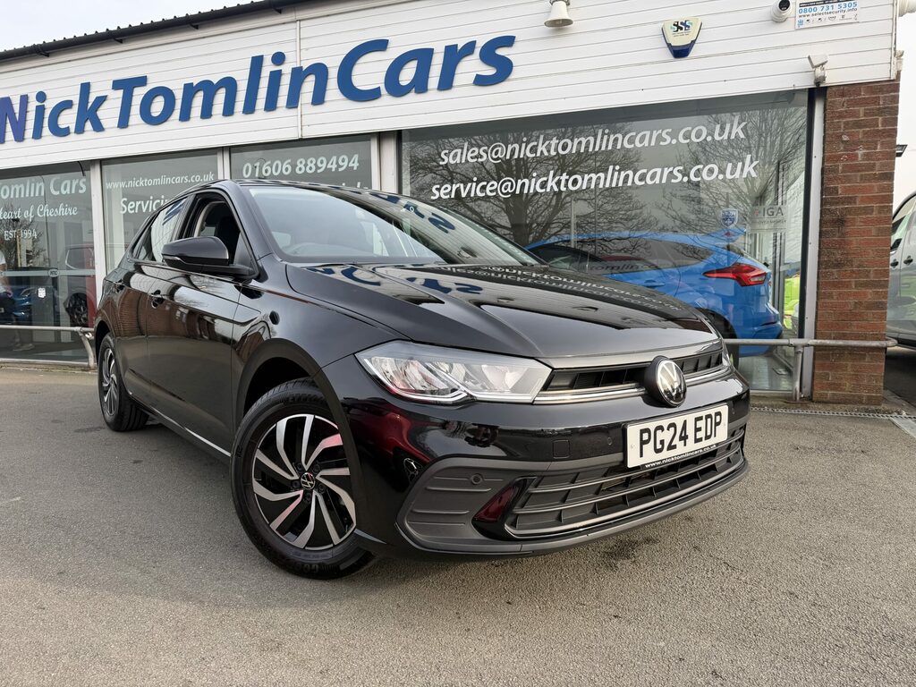 Volkswagen Polo Petrol Black