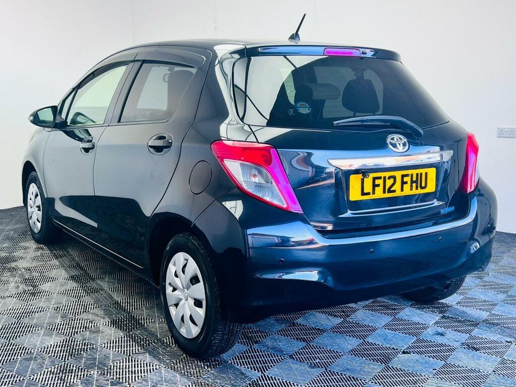 Toyota Yaris 1.33 Dual Vvt-i Tr Multidrive S Euro 5 20121 Black #4