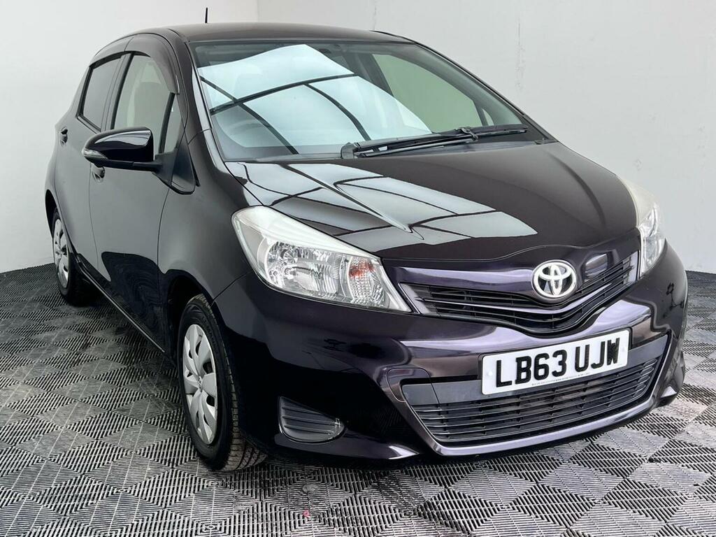 Toyota Yaris 1.33 Dual Vvt-i Tr Multidrive S Euro 5 20136 Purple