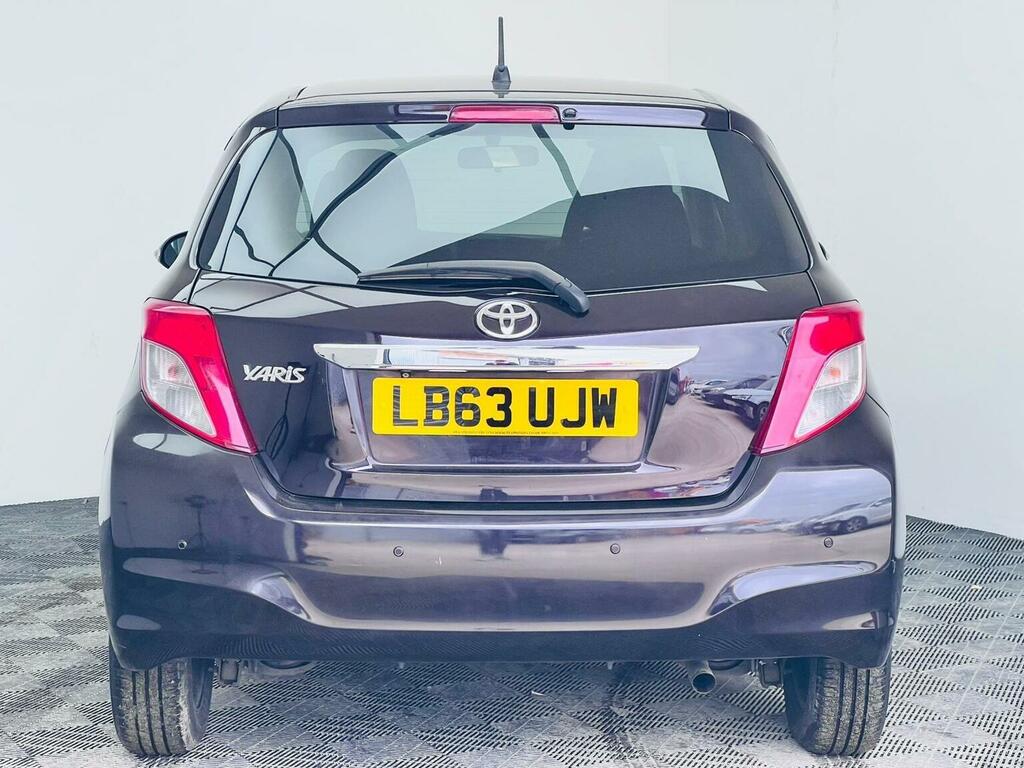Toyota Yaris 1.33 Dual Vvt-i Tr Multidrive S Euro 5 20136 LB63UJW Purple #6