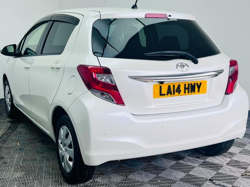 Toyota Yaris 201414 LA14HWY White #4