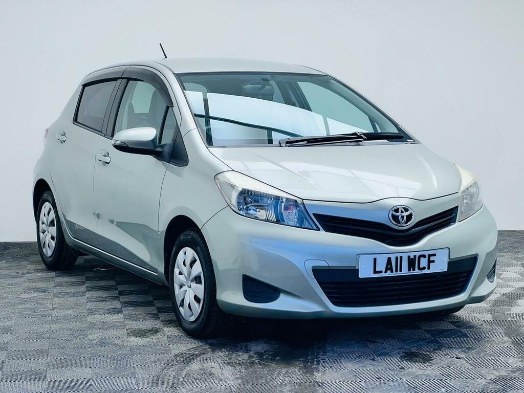 Toyota Yaris 1.33 Dual Vvt-i Tr Multidrive S Euro 5 20111 Green