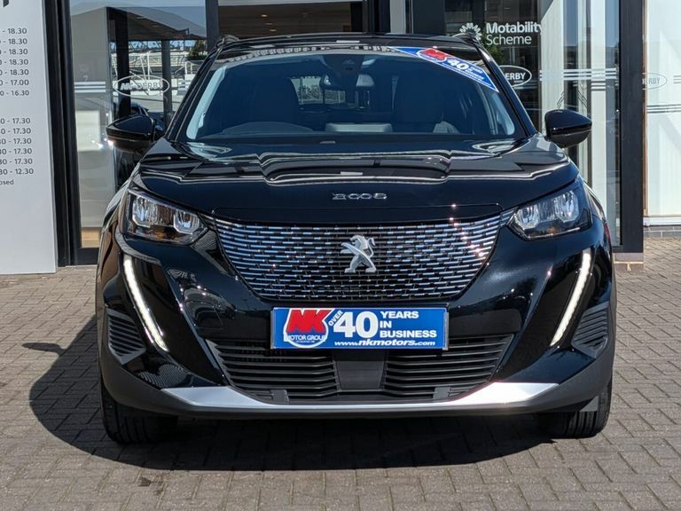 Peugeot 2008 1.2 Puretech Allure Premium FP22DTV Black #3