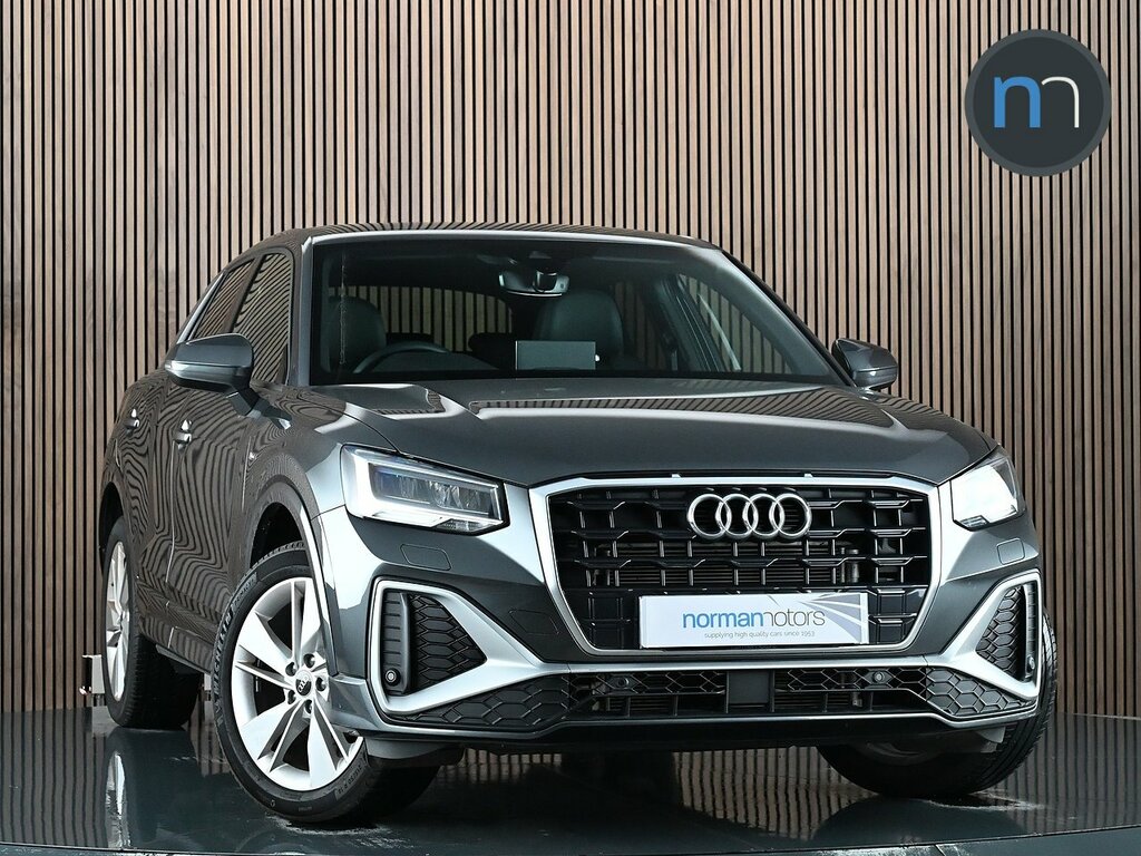 Audi Q2 Tfsi Cod S Line Suv 1.5 Grey