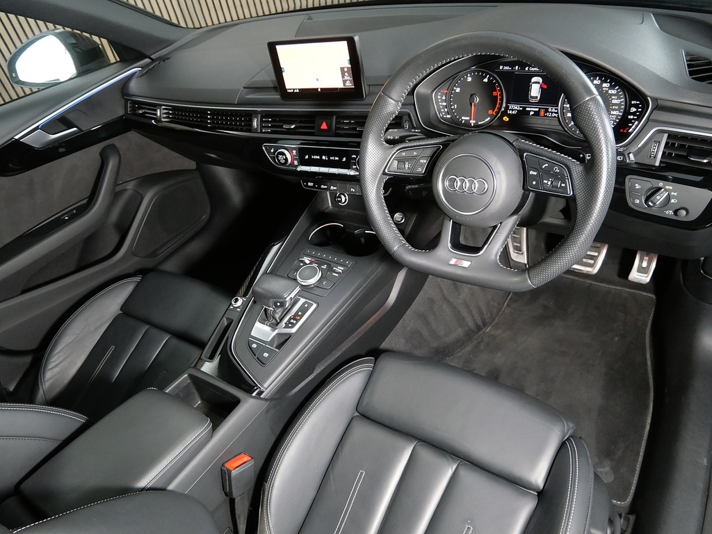 Audi A4 Avant 2.0 Tdi 40 S Line Estate S Tronic Euro Black #3