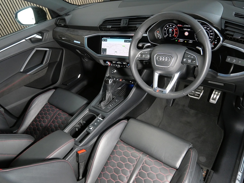 Audi RS Q3 2.5 Tfsi Vorsprung Suv S Tronic Quattro YC21XXT Black #3