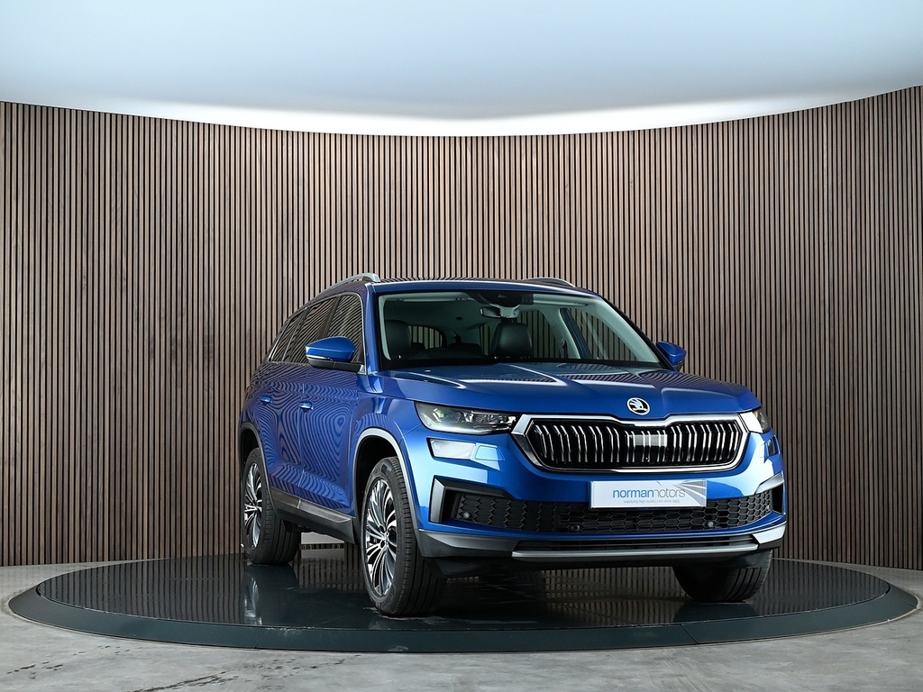 Skoda Kodiaq 1.5 Tsi Act Se L Executive Suv Dsg Euro LC72FYY Blue #4