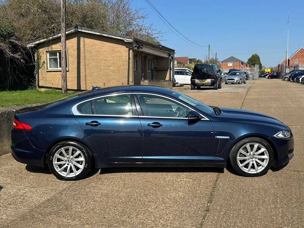 Jaguar XF 2.2D Premium Luxury Euro 5 Ss LS13XKX Blue #6