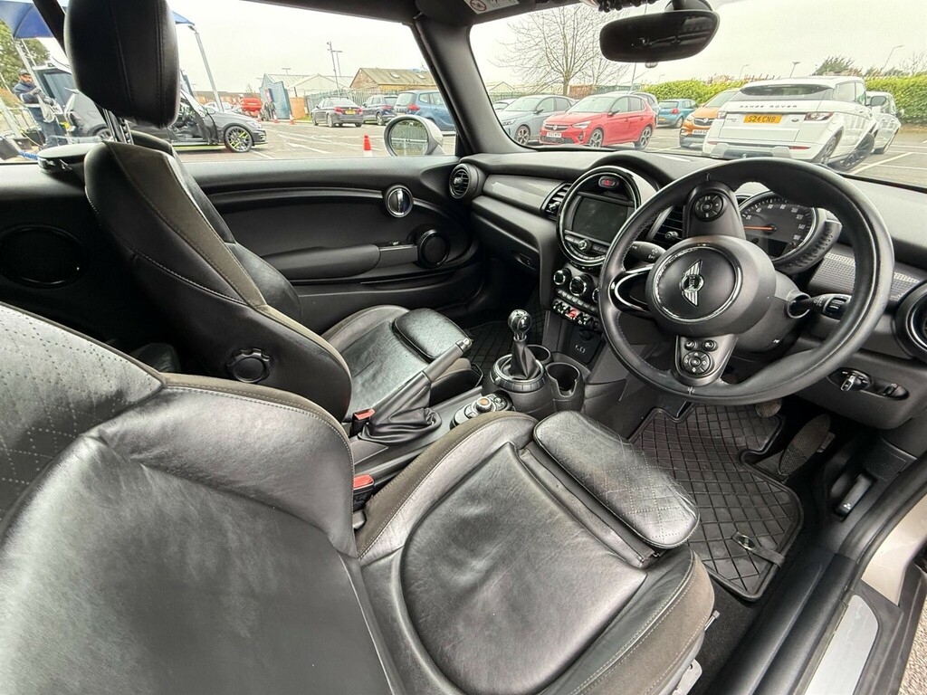Mini Convertible 1.5 Cooper Euro 6 Ss 136 Ps OY67MOF Silver #3