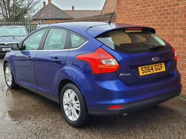 Ford Focus Tdci Titanium Navigator Hatchback SD64GGF Blue #3