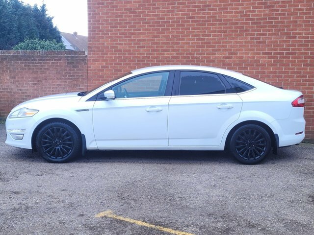 Ford Mondeo Tdci Zetec Business Edition White #2