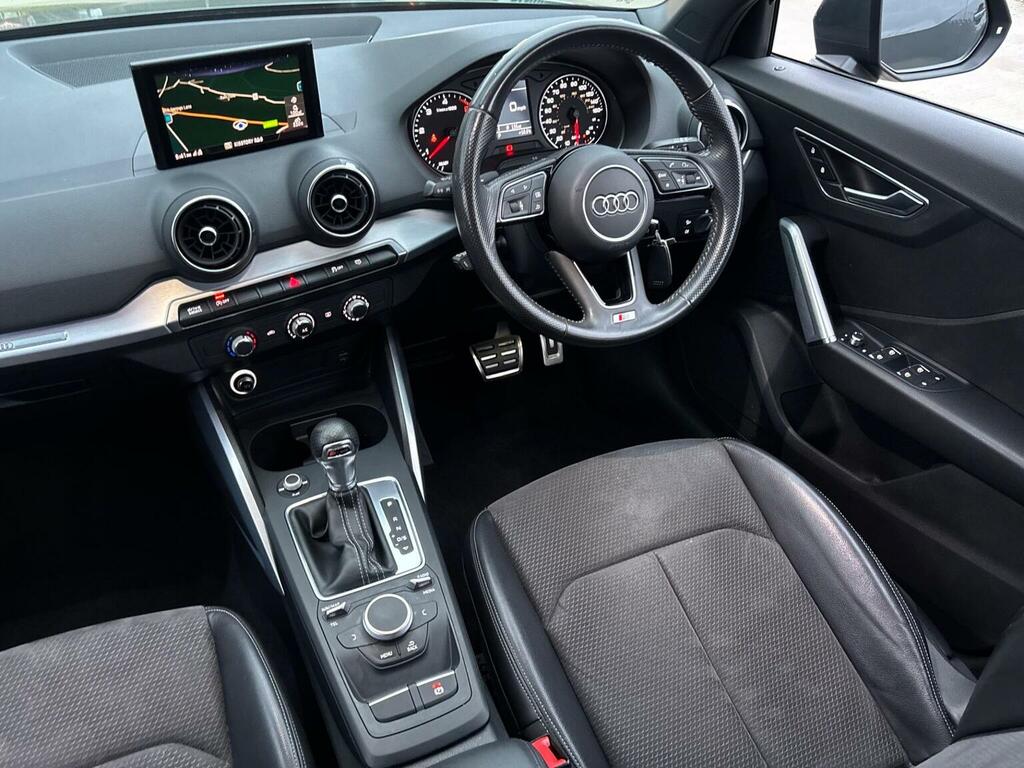 Audi Q2 Suv 1.6 Tdi S Line S Tronic Euro 6 Ss 2017 Grey #2