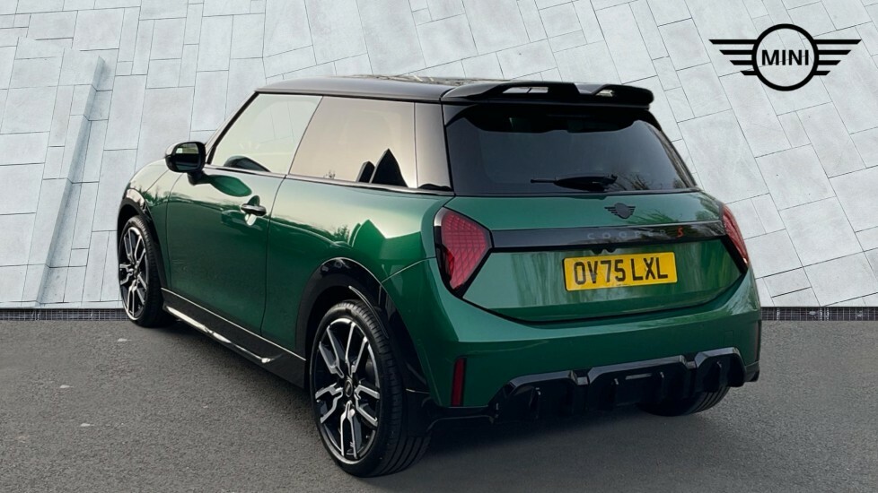 Mini Hatch Cooper S OV75LXL Green #2