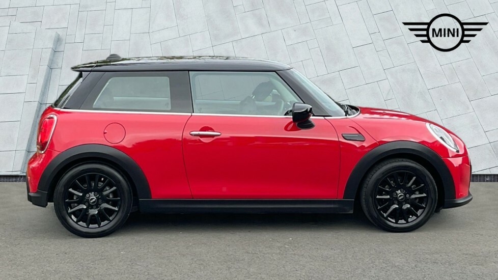 Mini Hatch 3-Door Hatch Cooper Classic OV72HBG Red #3
