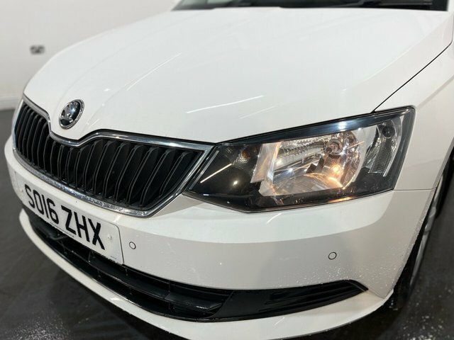 Skoda Fabia 1.2 Tsi Se Hatchback Euro 6 S S SO16ZHX White #4