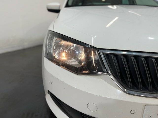 Skoda Fabia 1.2 Tsi Se Hatchback Euro 6 S S SO16ZHX White #5