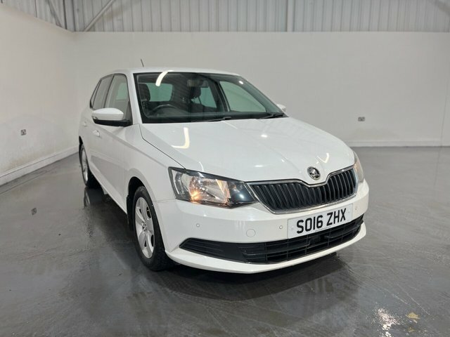 Skoda Fabia 1.2 Tsi Se Hatchback Euro 6 S S White