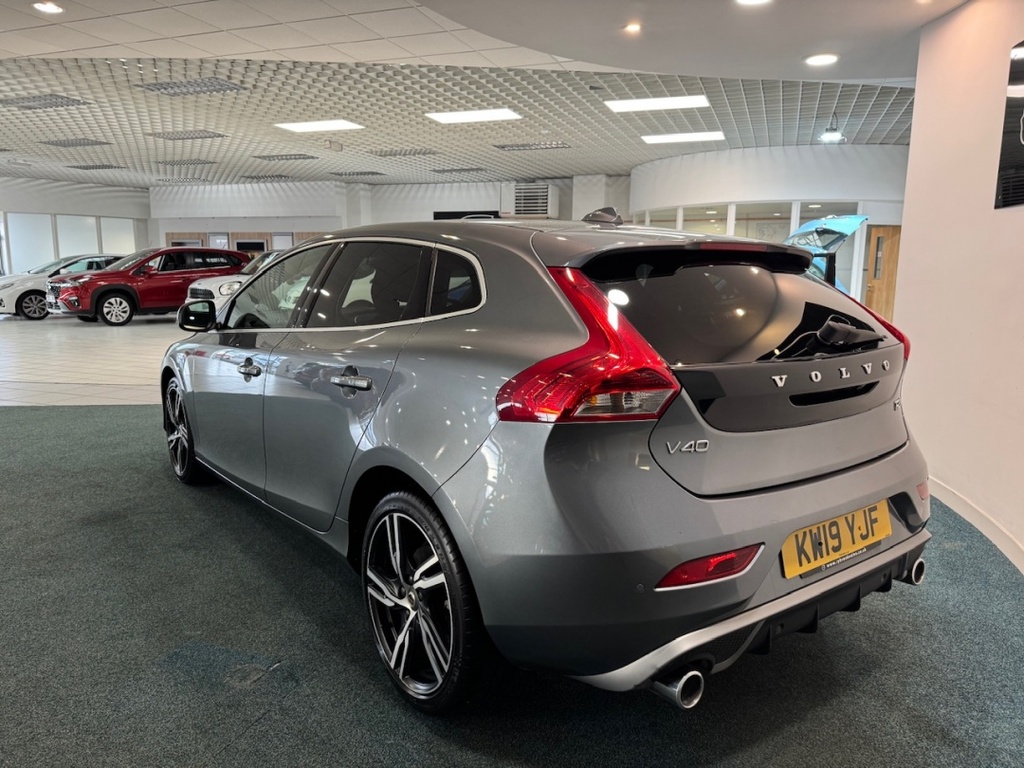 Volvo V40 T2 122 R Design Edition Geartronic KW19YJF Grey #6